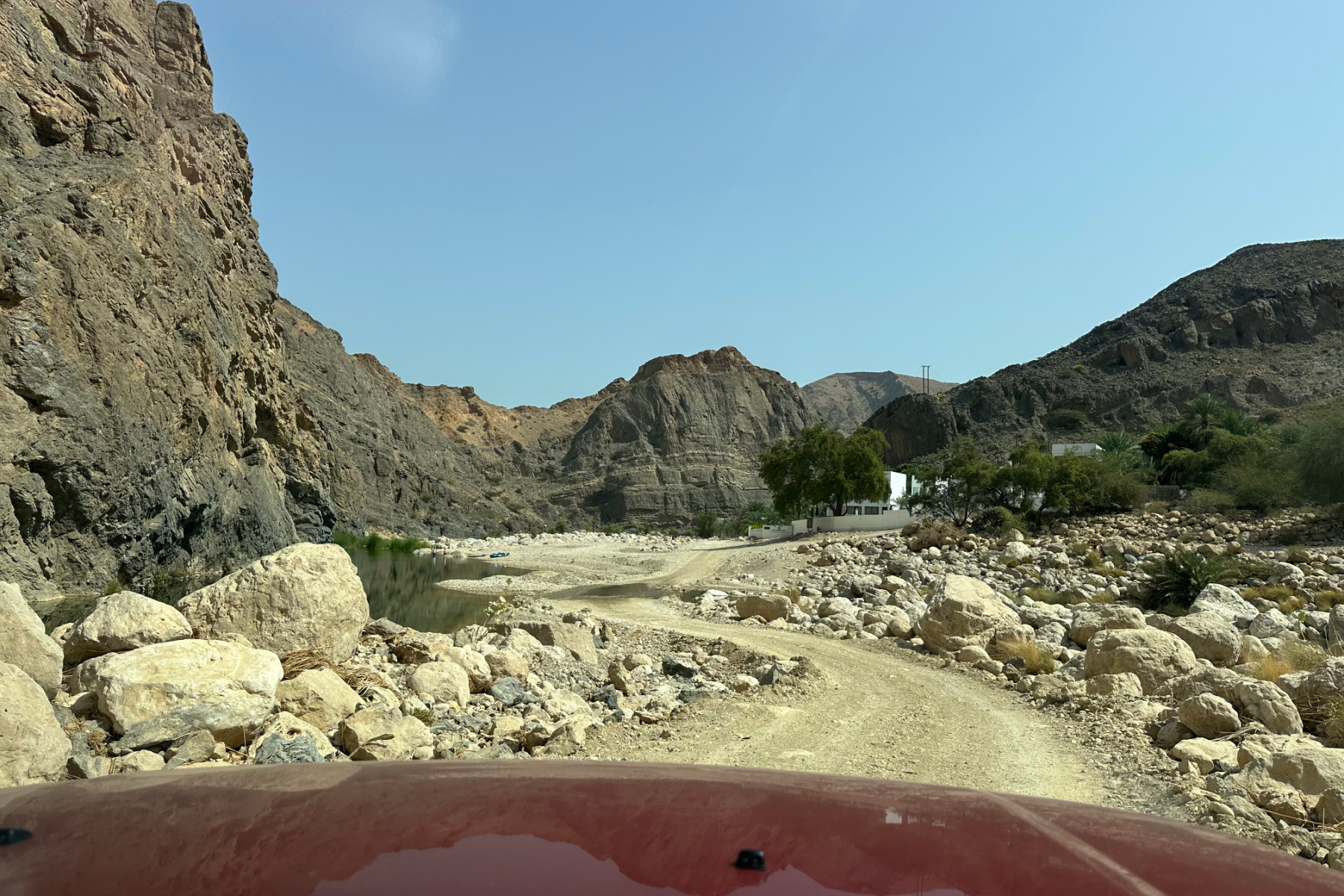 The off road track to Wadi Al Arbeieen Resort